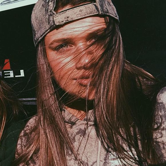 Meet your Posher, Raegen - Picture 1 of 1